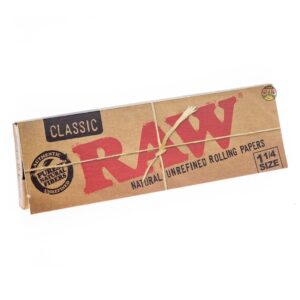 חוברת 50 ניירות גלגול RAW Classic במידת 1¼ ללא פילטרים